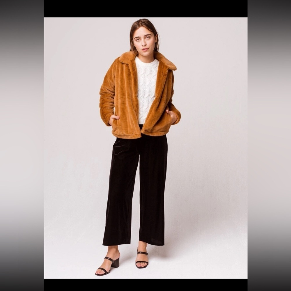 O'NEILL Merina Womens Faux Fur Jacket Peacoat Caramel Color Sz.L Oversized EUC - Picture 2 of 16